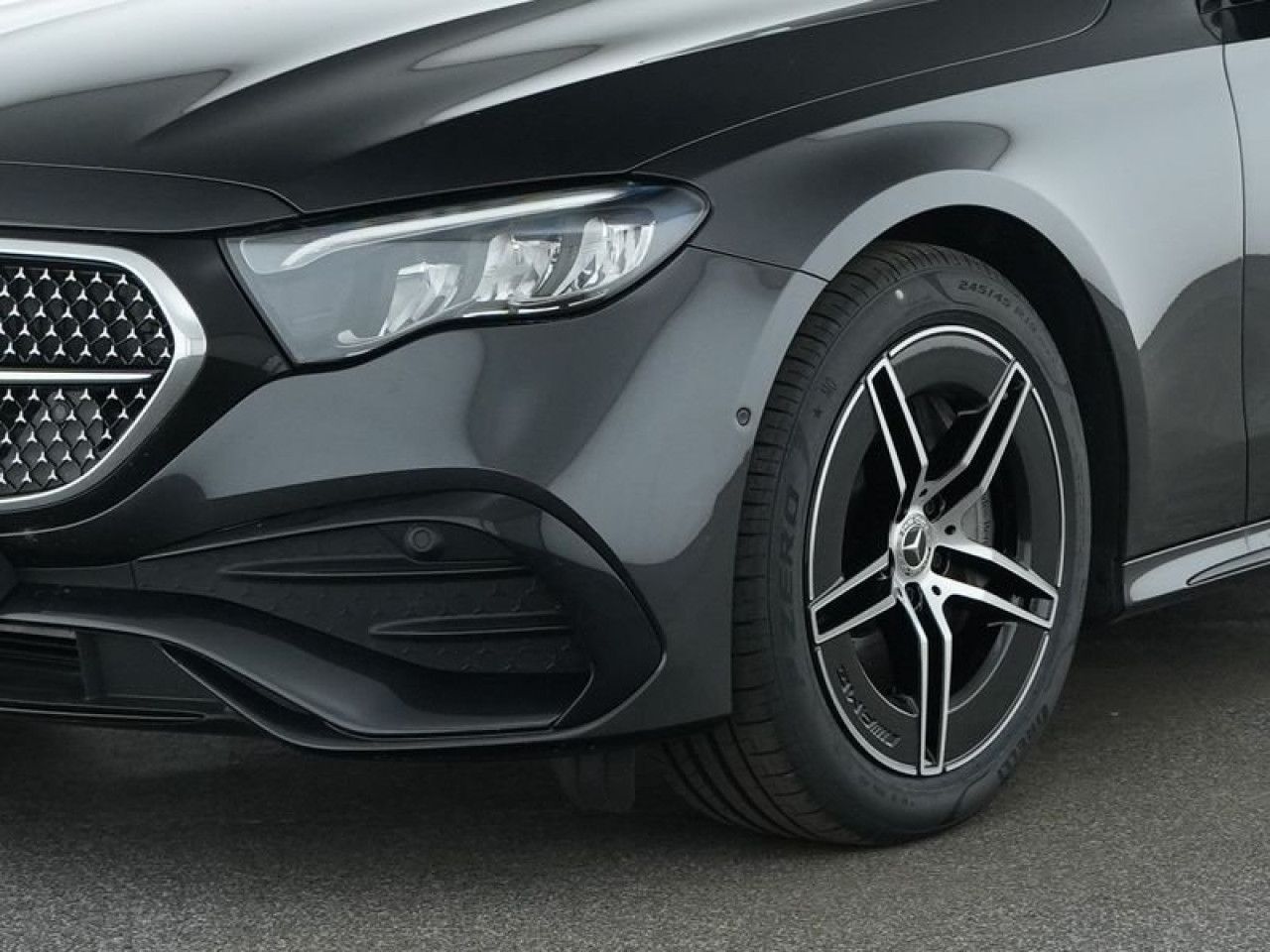 Mercedes-Benz E-Klasse – Bild 12