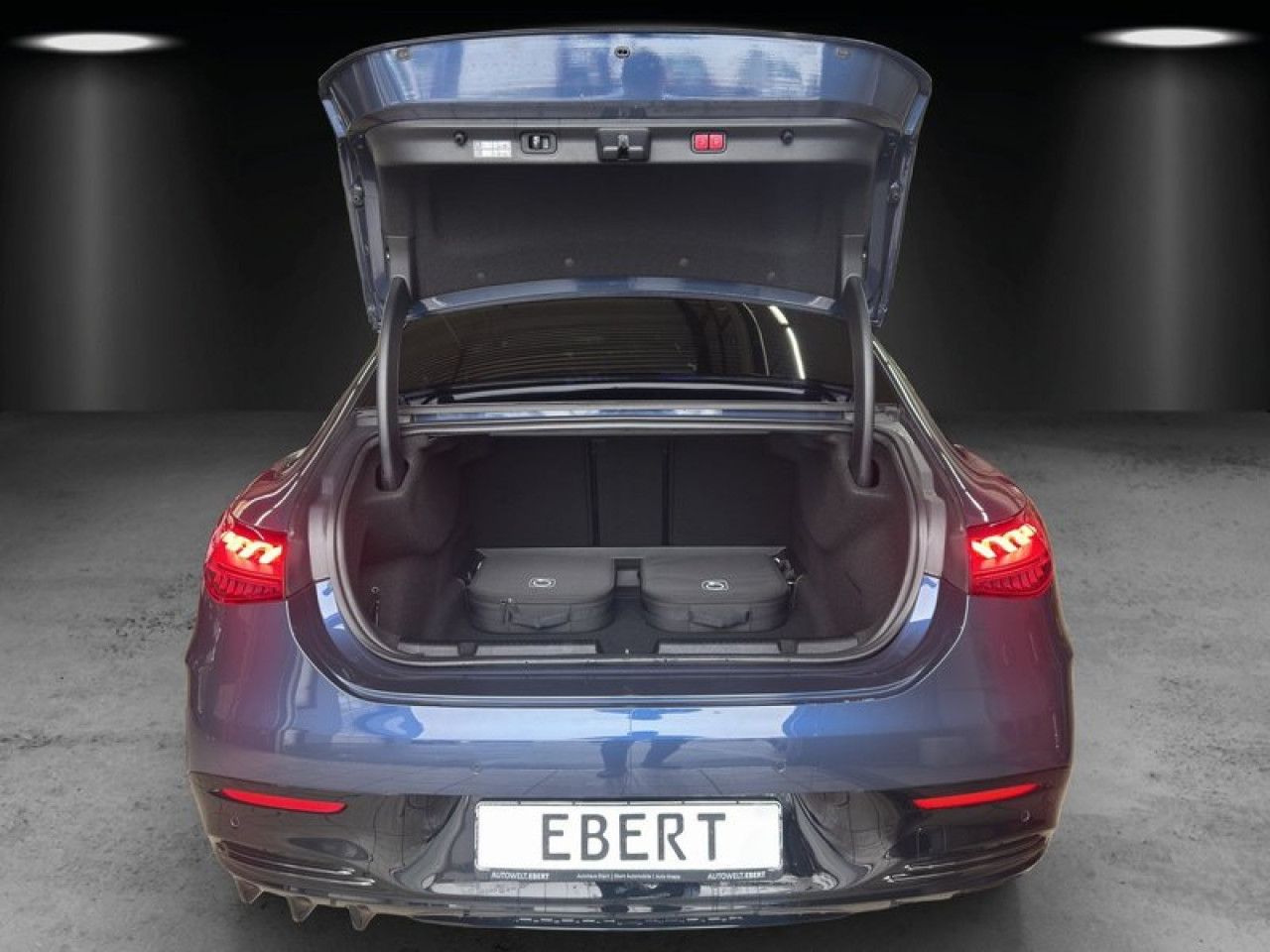 Mercedes-Benz EQE – Bild 8