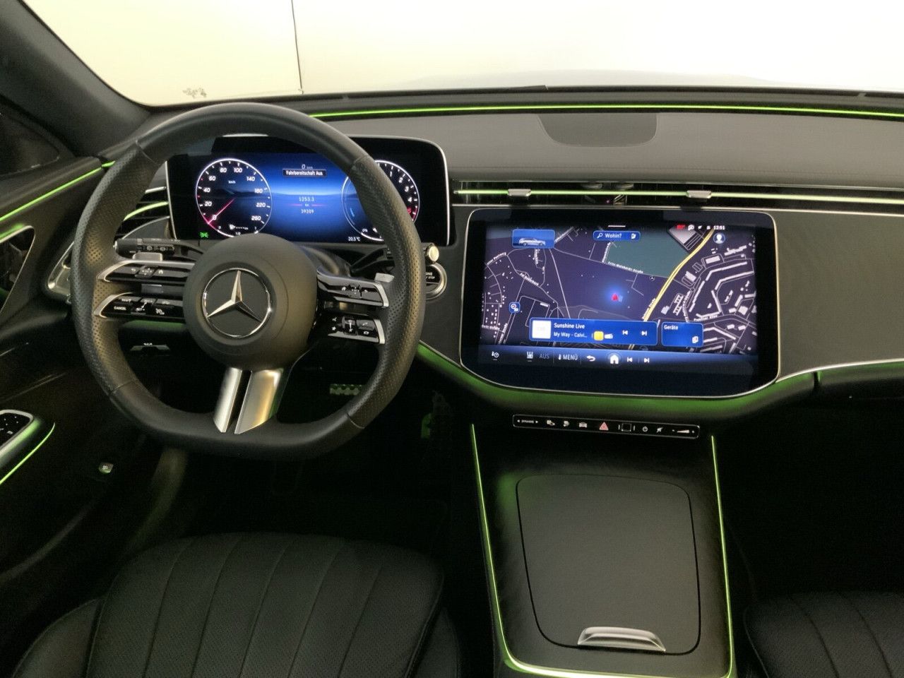 Mercedes-Benz E-Klasse – Bild 9