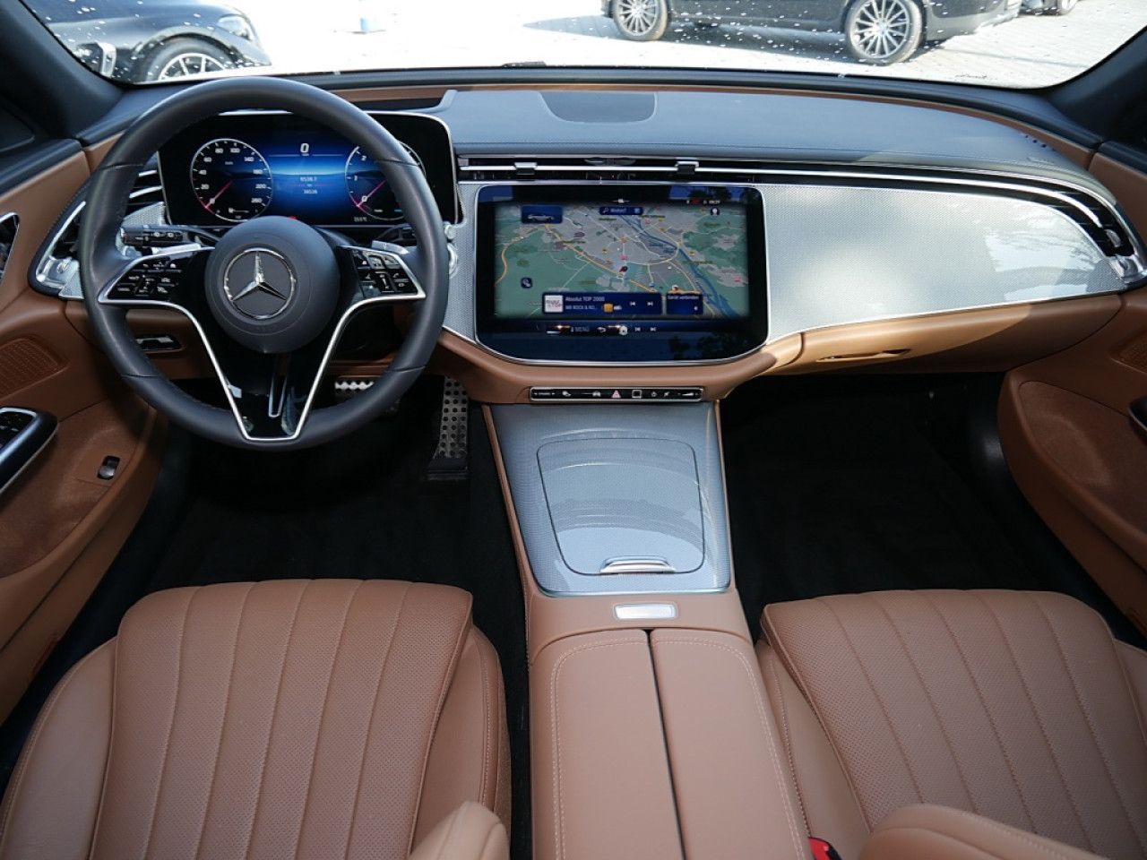 Mercedes-Benz E-Klasse – Bild 8