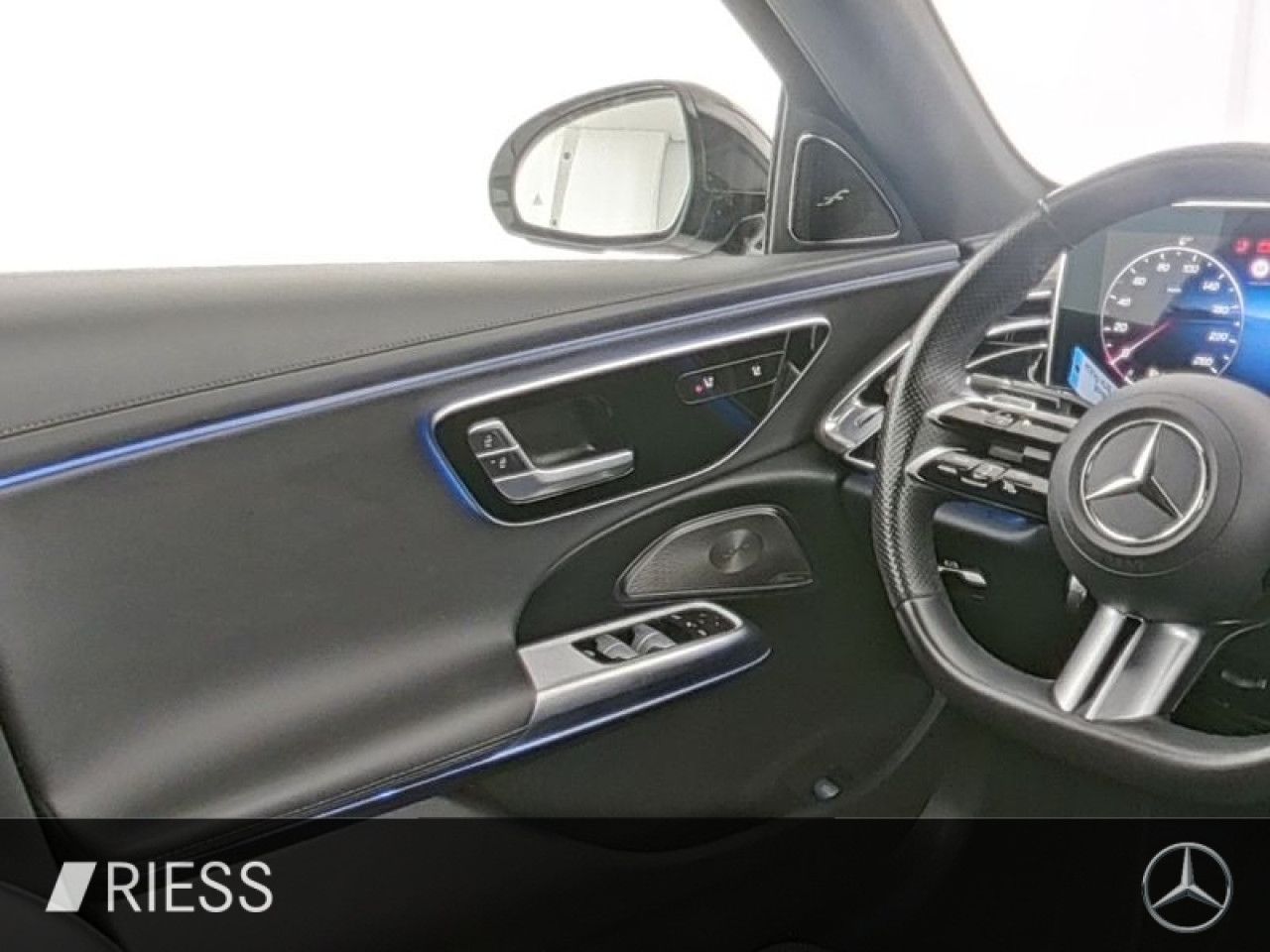 Mercedes-Benz E-Klasse – Bild 8