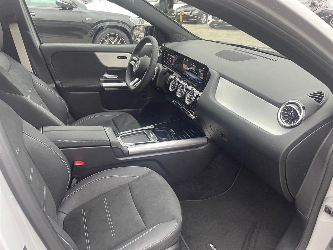 Fahrzeugbild 12 / 30