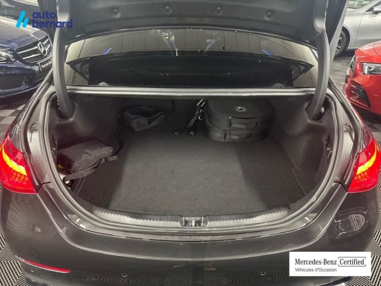 Photo du v&eacute;hicule 6 / 18