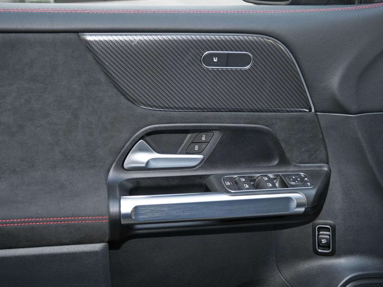 Mercedes-Benz GLB – Bild 17