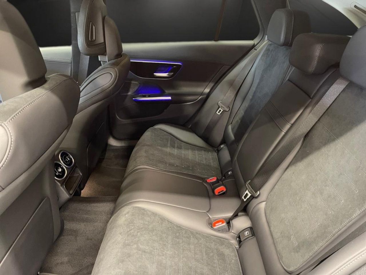 Mercedes-Benz C-Klasse – Bild 8
