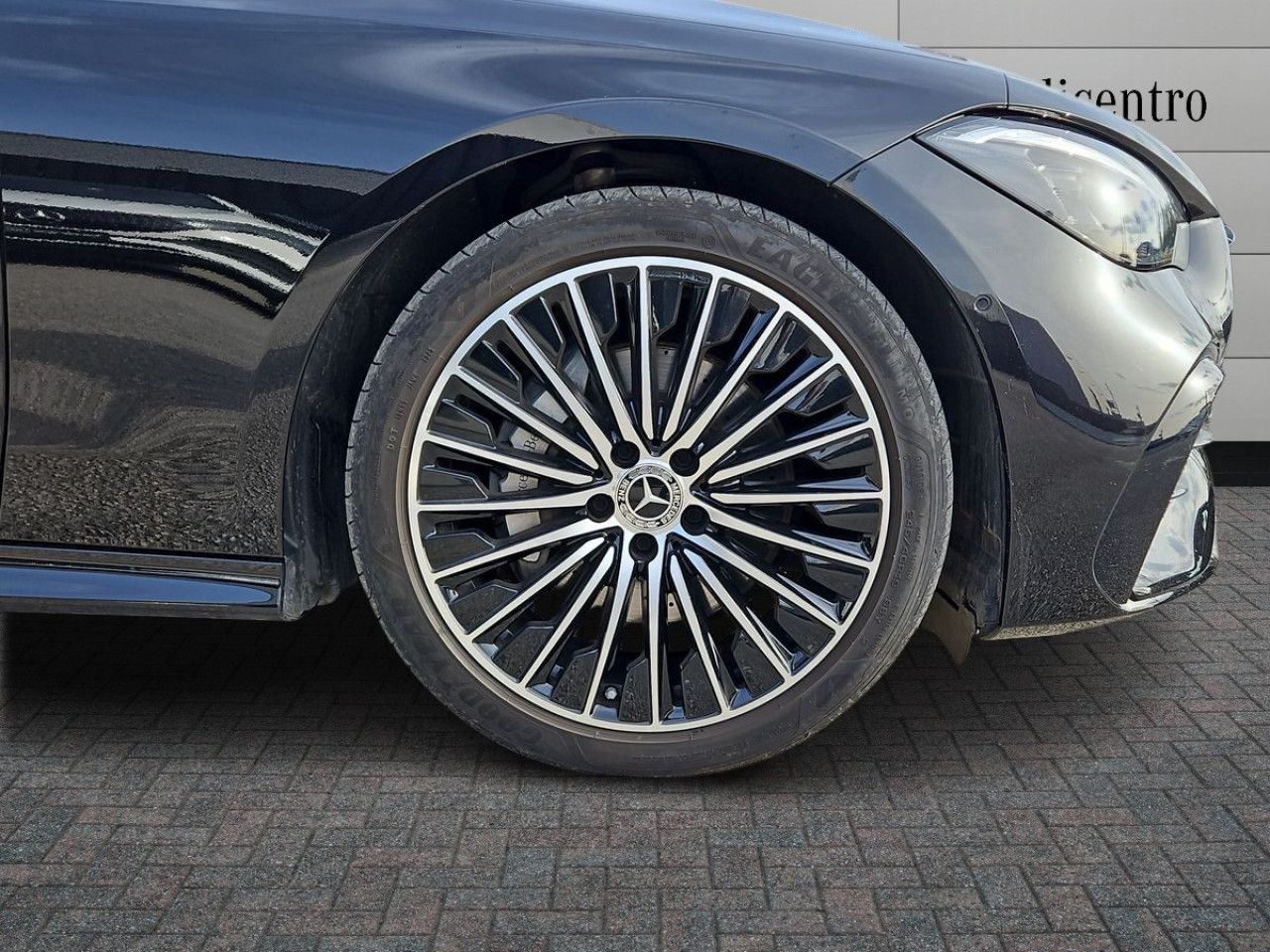 Imagem do ve&iacute;culo 5 / 20