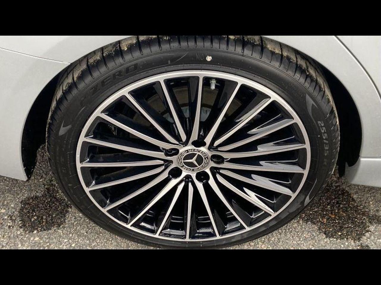 Photo du v&eacute;hicule 12 / 14