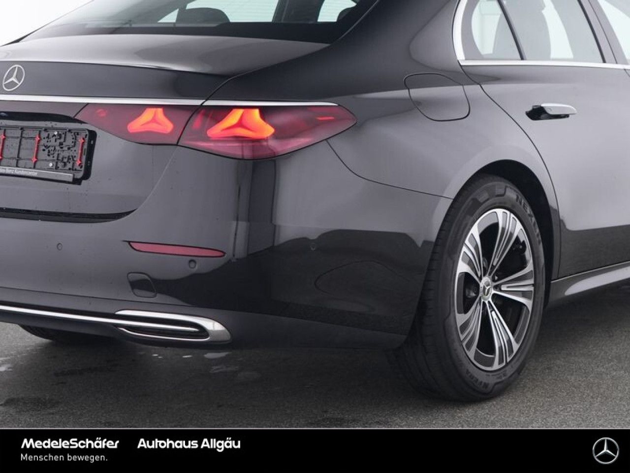 Mercedes-Benz E-Klasse – Bild 9