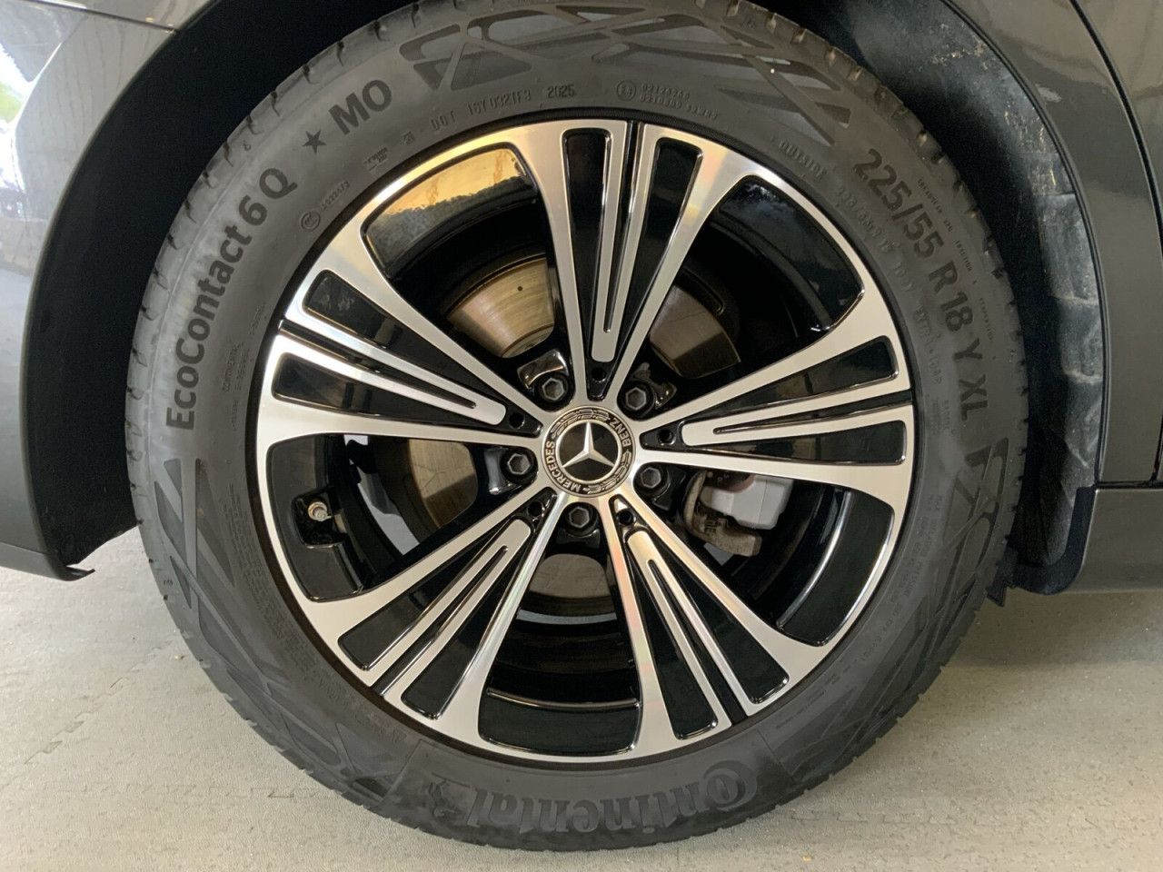 Mercedes-Benz E-Klasse – Bild 8