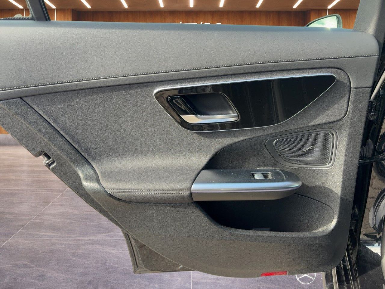 Mercedes-Benz C-Klasse – Bild 16