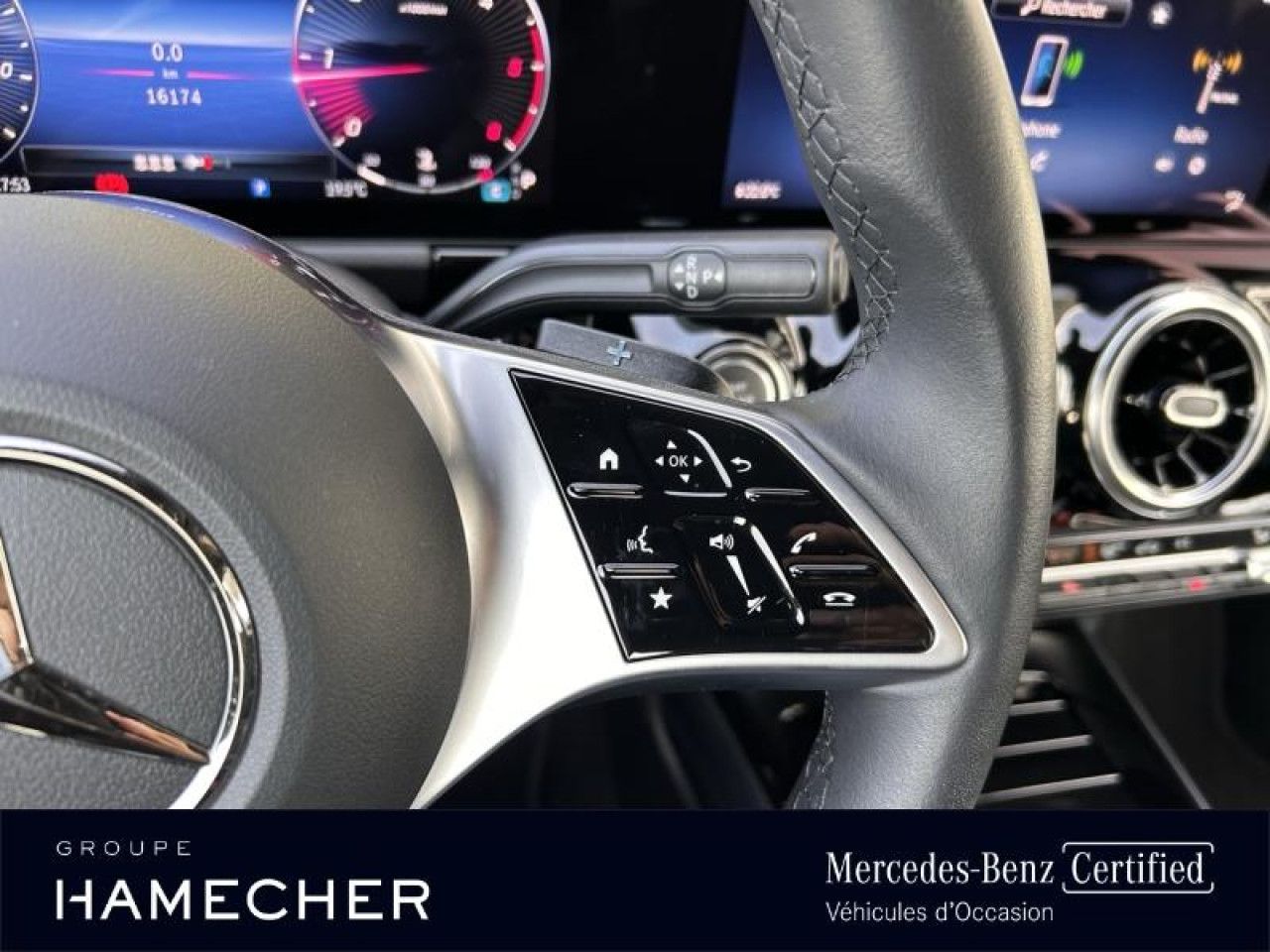 Photo du v&eacute;hicule 8 / 18