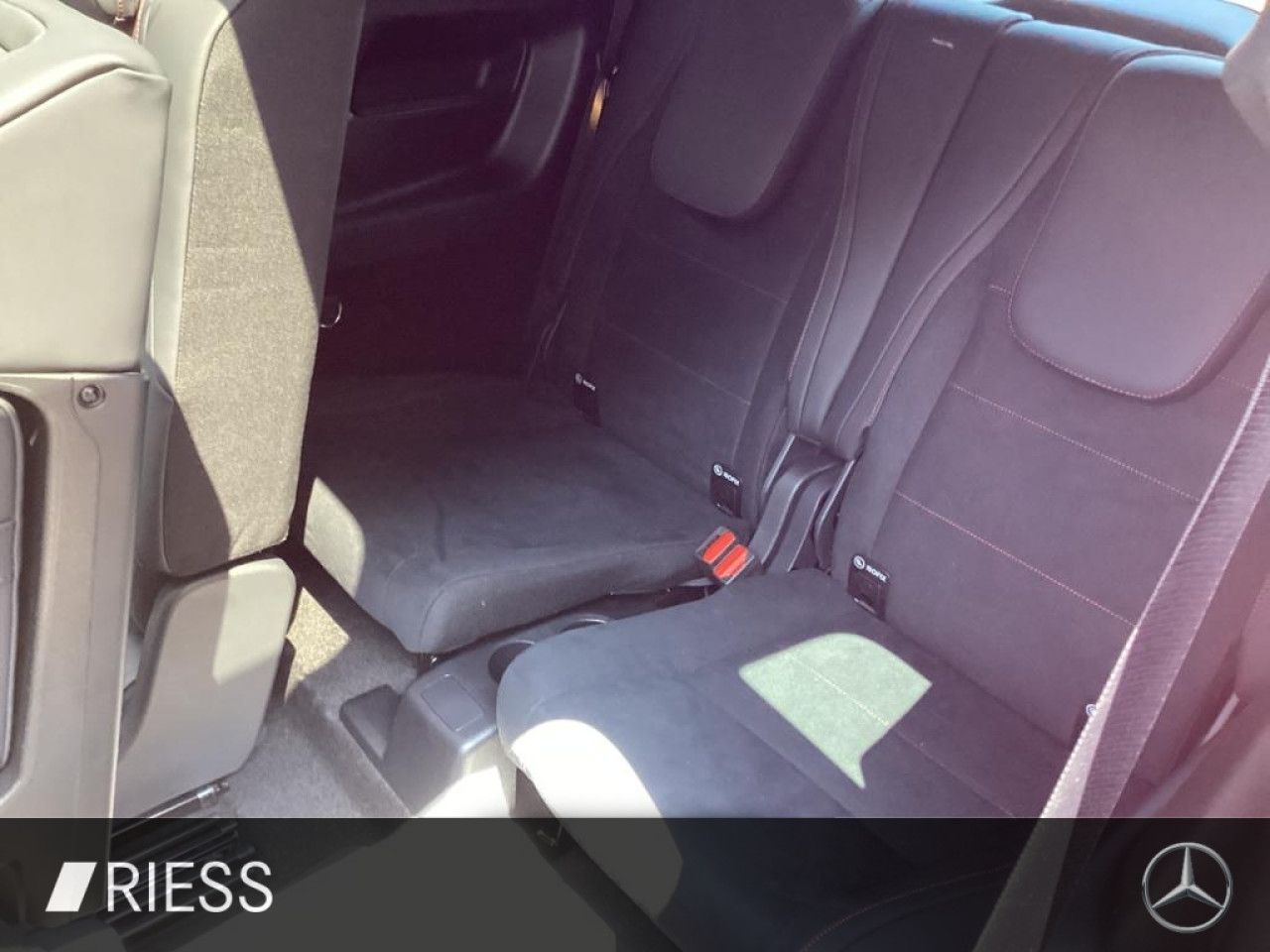 Mercedes-Benz GLB – Bild 13