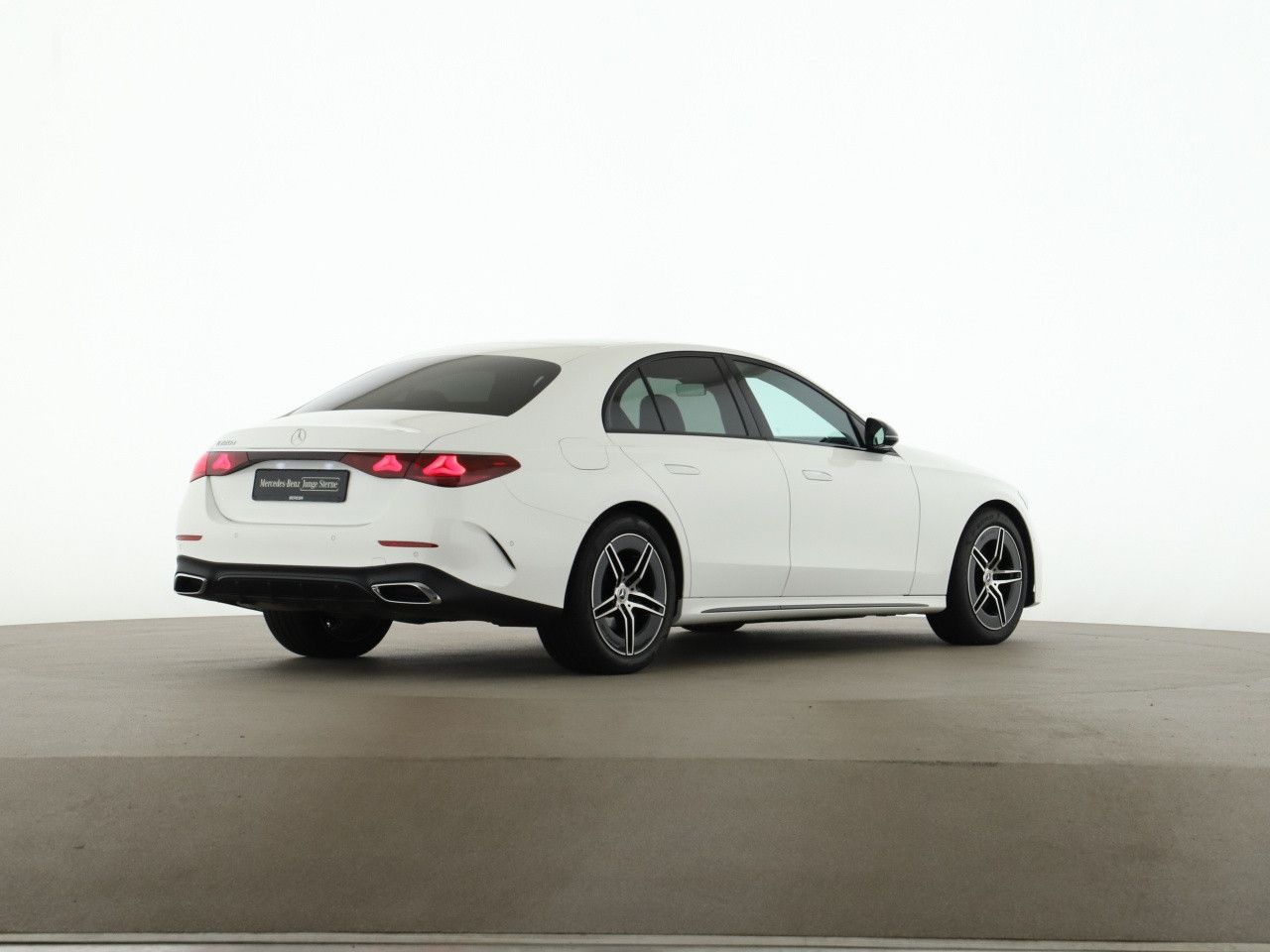 Mercedes-Benz E-Klasse – Bild 6