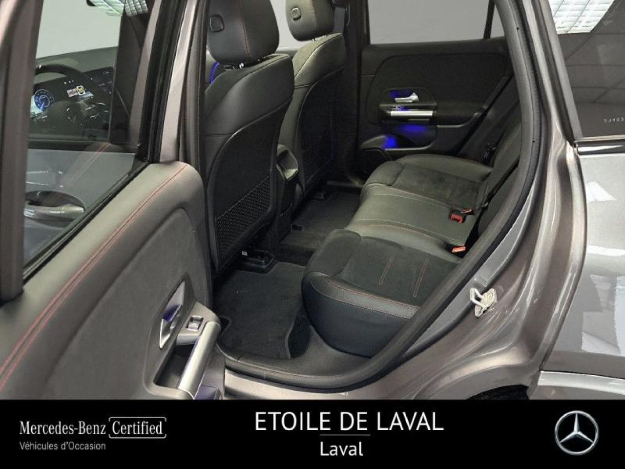 Photo du v&eacute;hicule 11 / 18