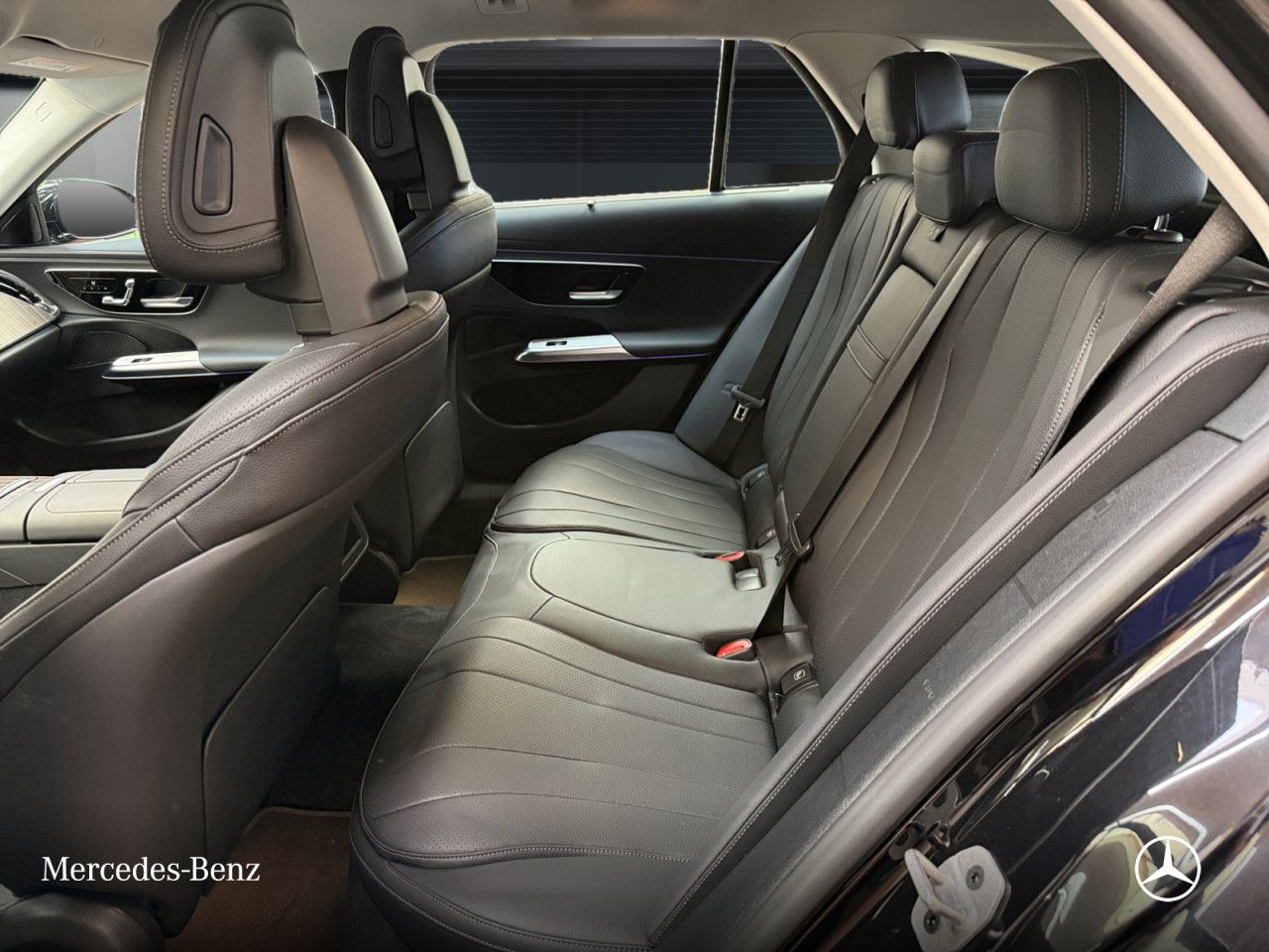 Mercedes-Benz E-Klasse – Bild 15