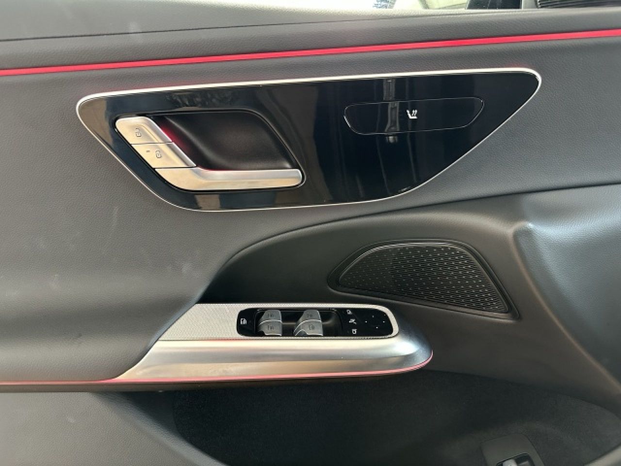 Mercedes-Benz E-Klasse – Bild 14