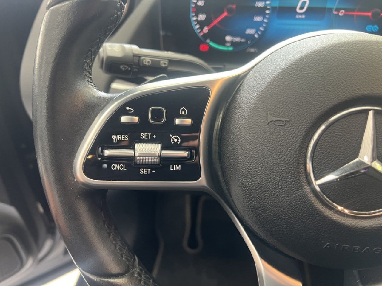 Photo du v&eacute;hicule 15 / 18