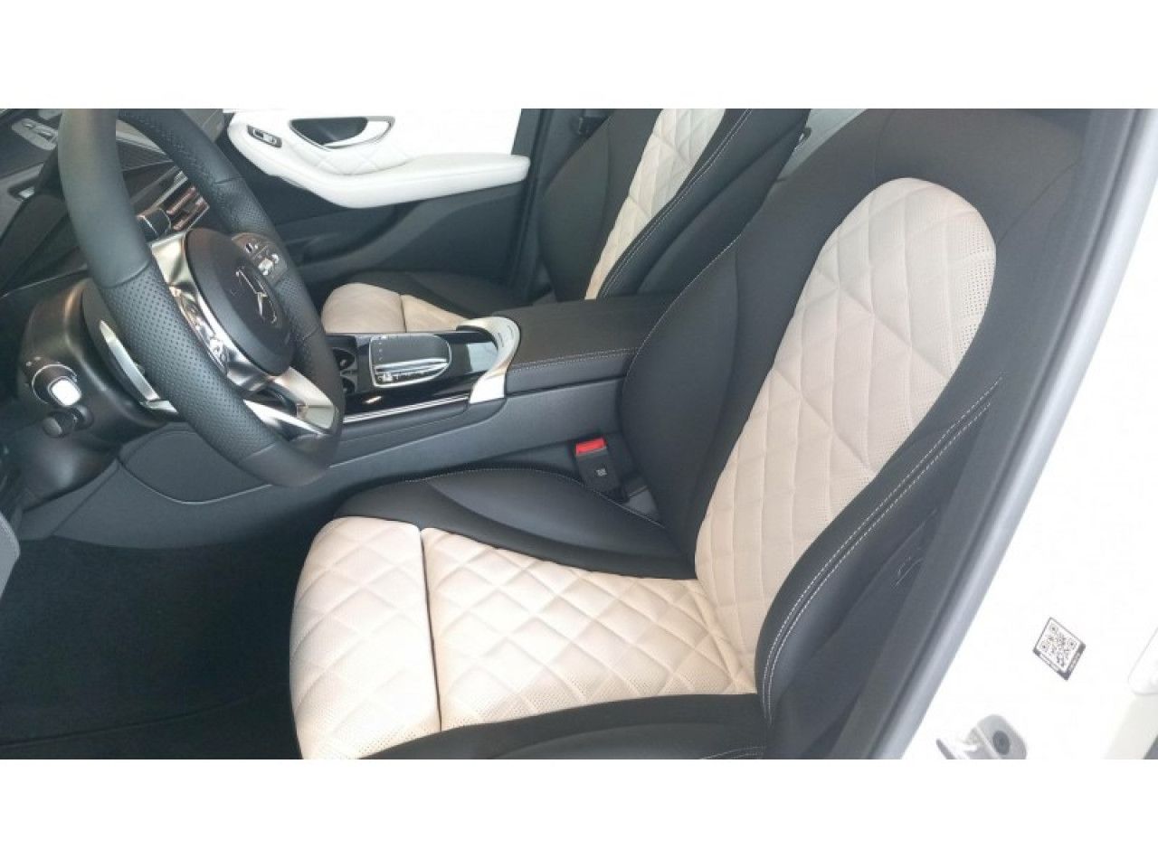 Photo du véhicule 10 / 18