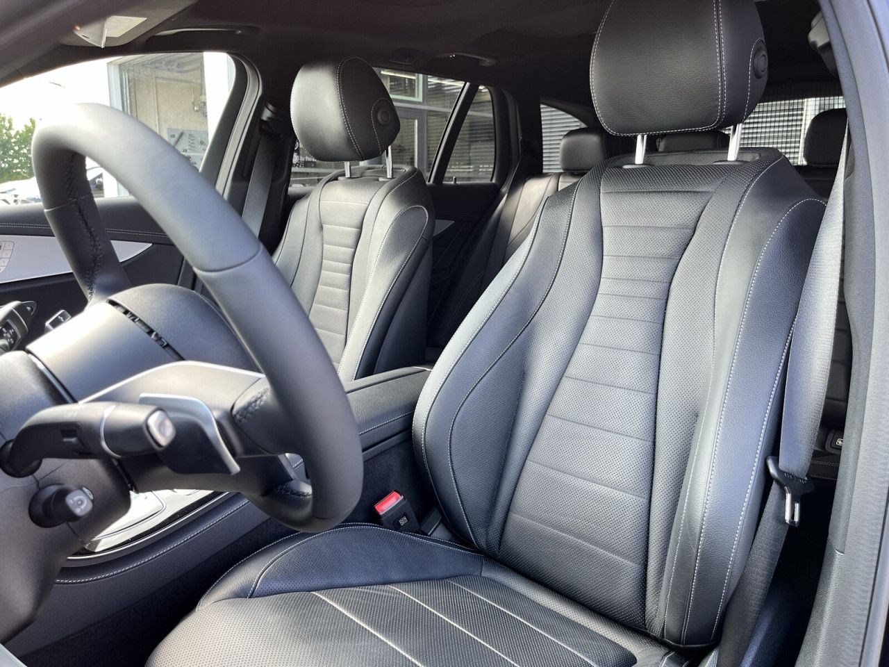 Mercedes-Benz E-Klasse – Bild 12