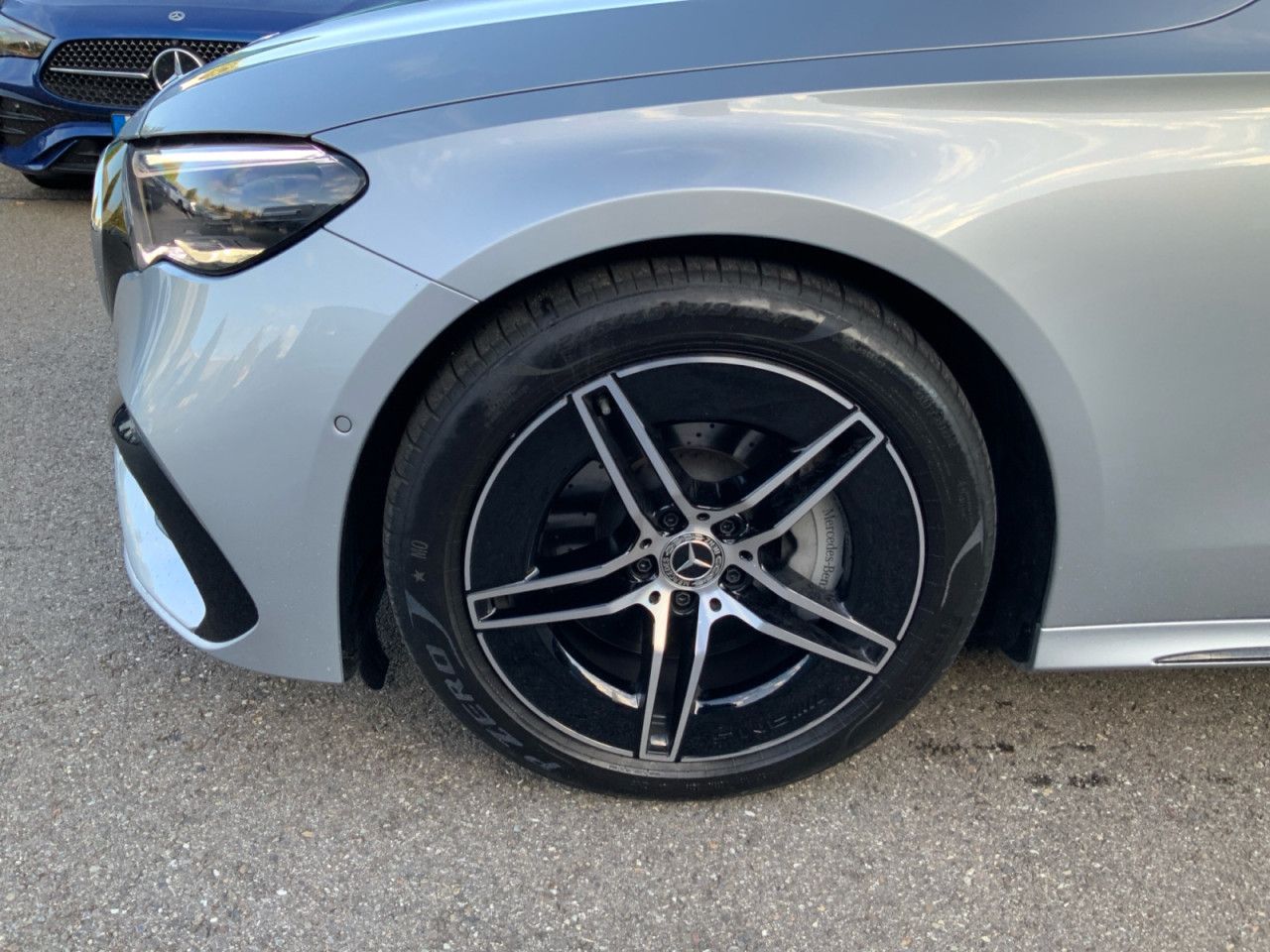 Mercedes-Benz E-Klasse – Bild 21