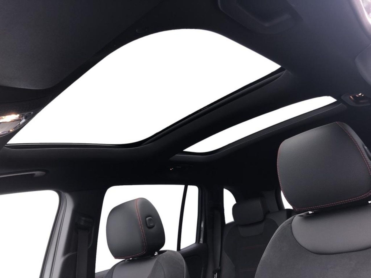 Mercedes-Benz EQB – Bild 13