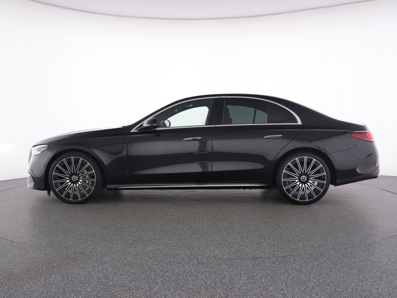 Mercedes-Benz E-Klasse – Bild 10