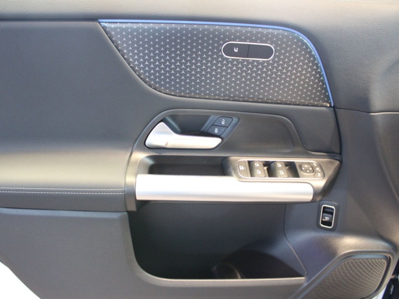 Fahrzeugbild 12 / 13