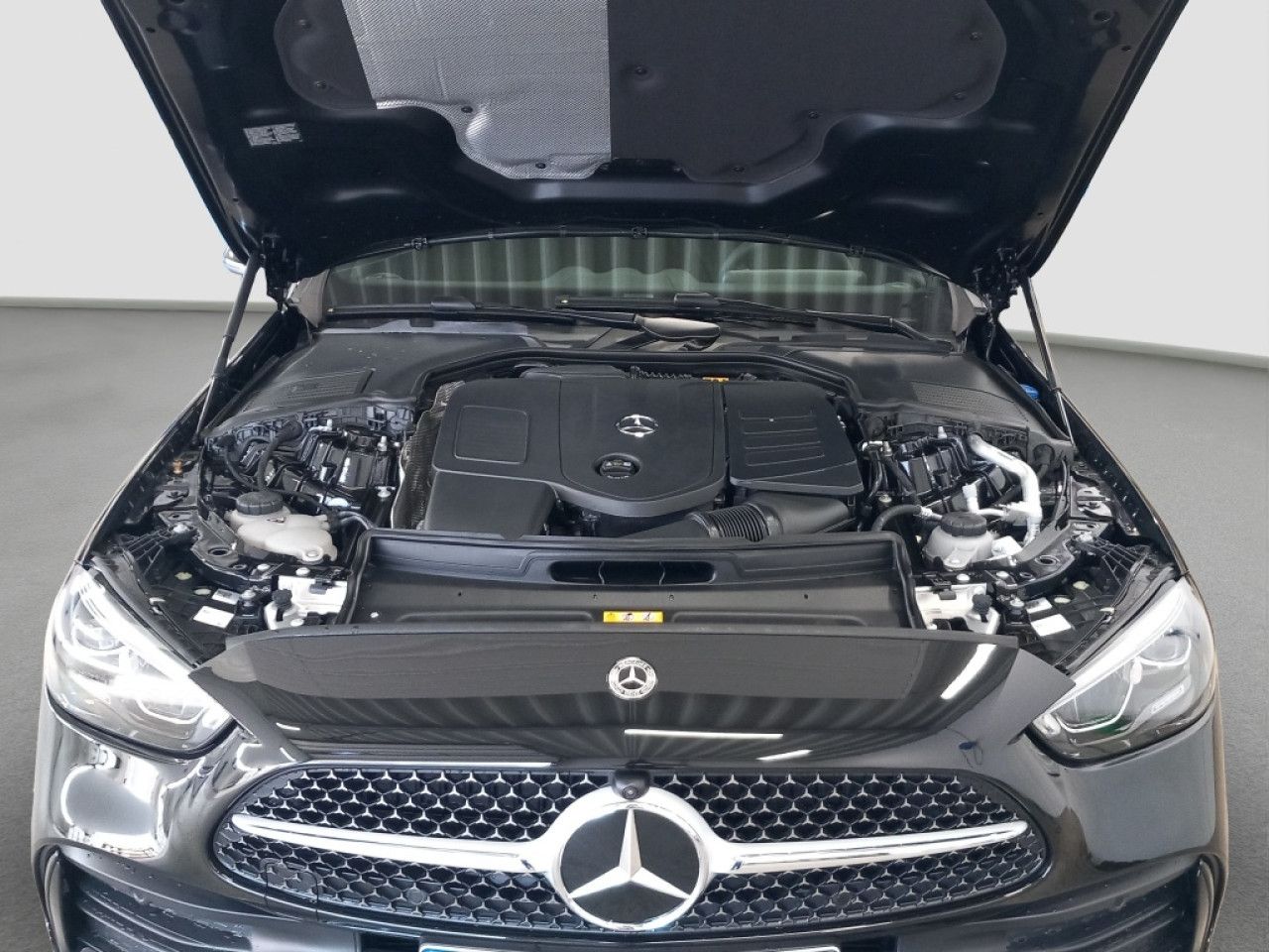 Mercedes-Benz C-Klasse – Bild 17