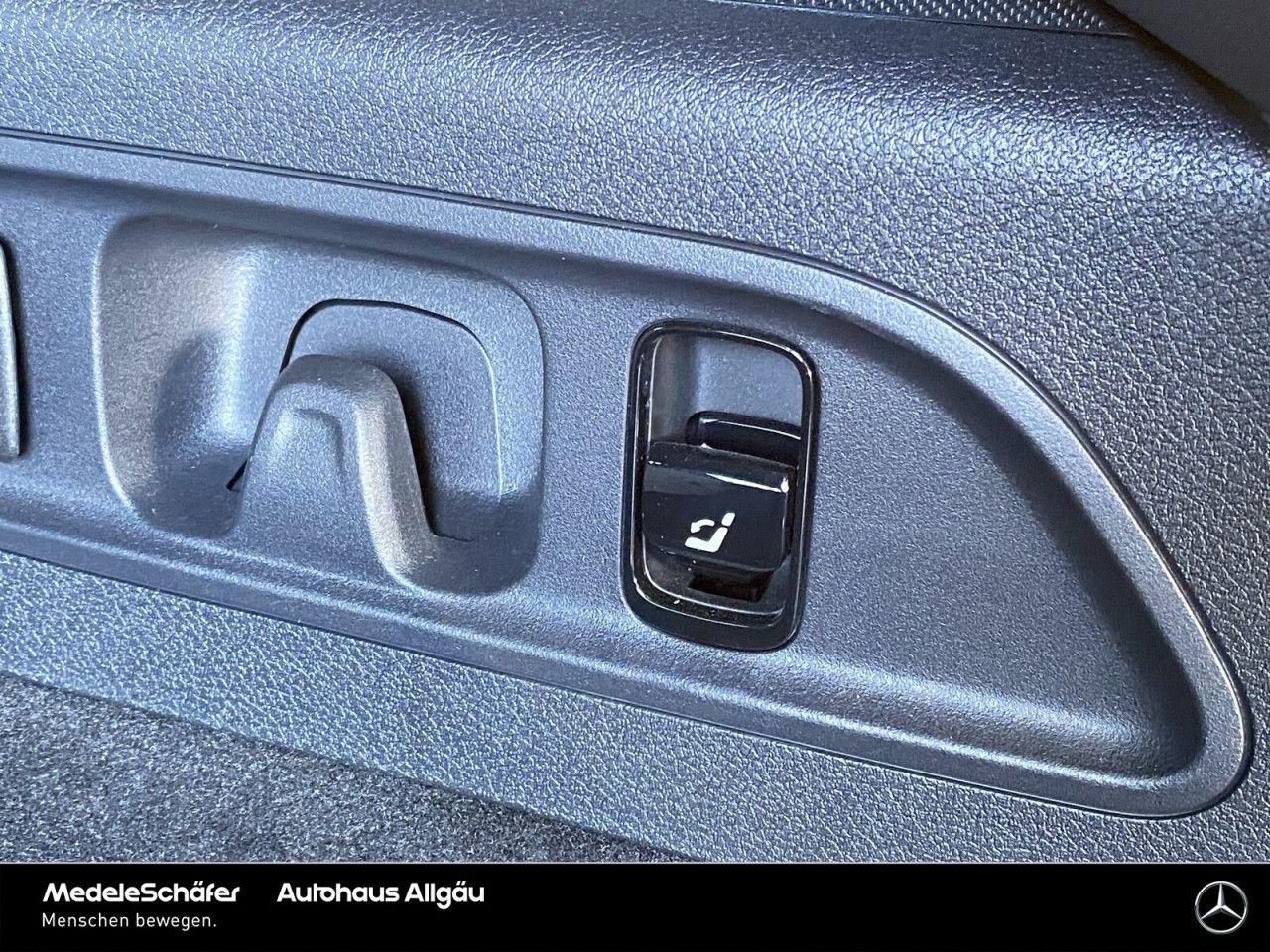 Mercedes-Benz E-Klasse – Bild 9