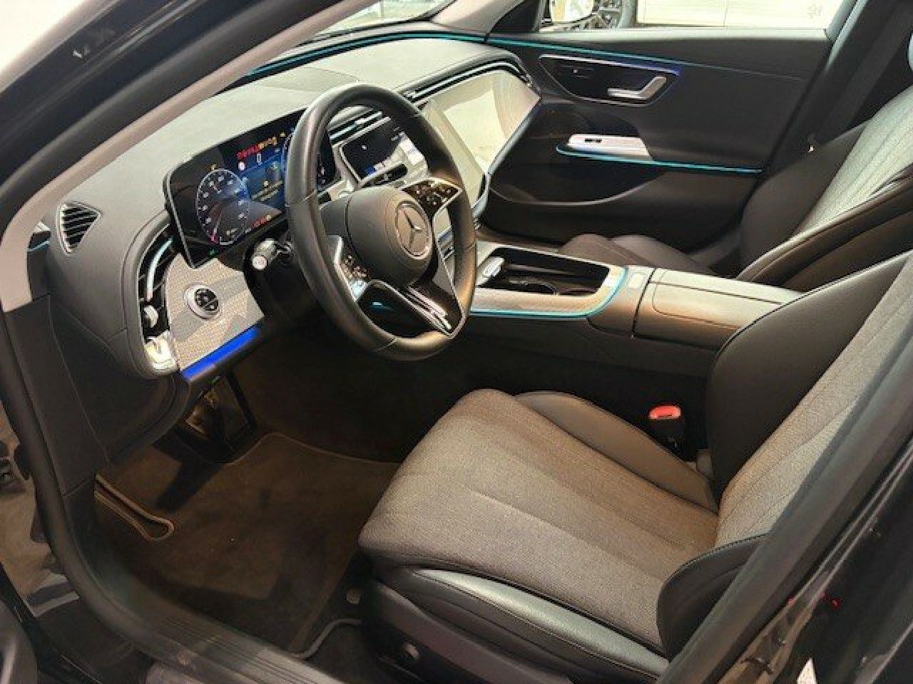 Mercedes-Benz E-Klasse – Bild 12