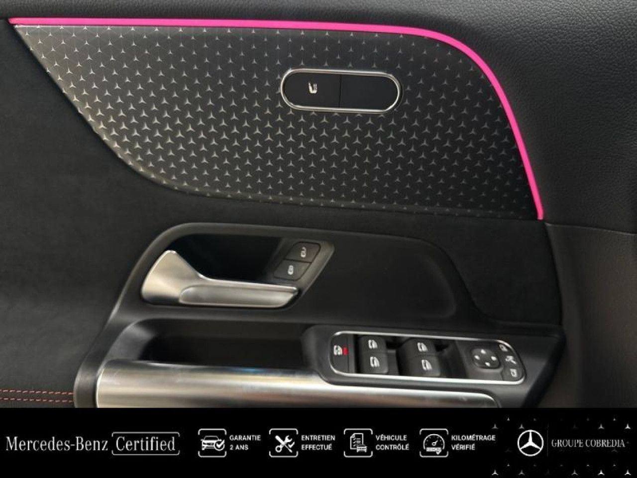 Photo du v&eacute;hicule 17 / 18