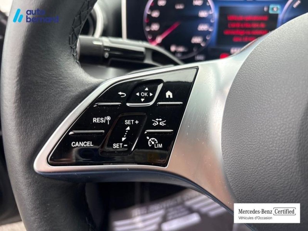 Photo du v&eacute;hicule 15 / 18