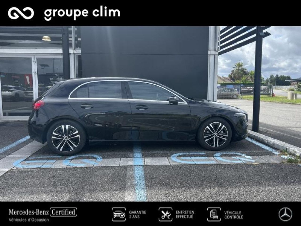 Photo du v&eacute;hicule 3 / 18