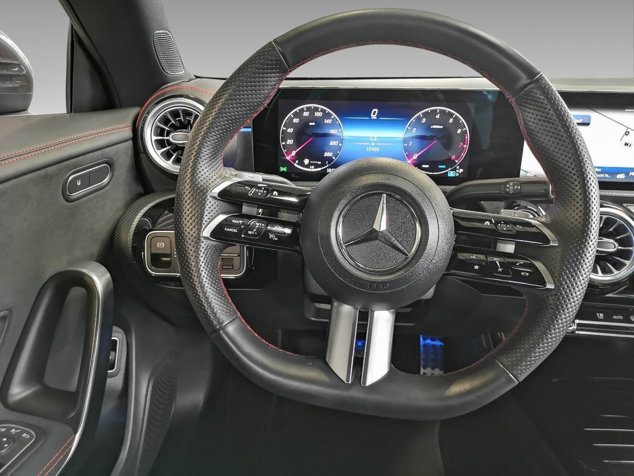 Mercedes-Benz CLA – Bild 23