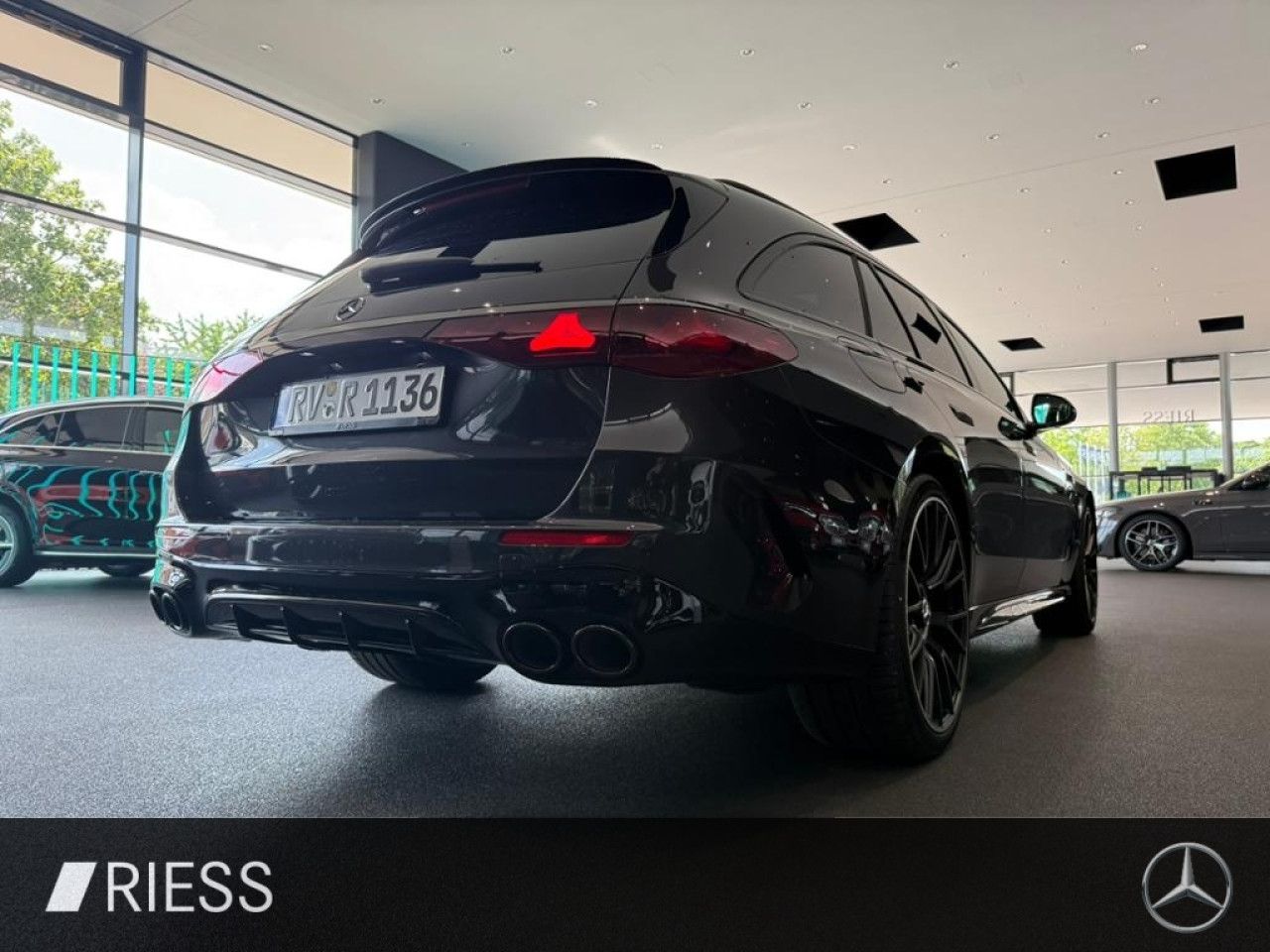 Mercedes-Benz E-Klasse – Bild 7