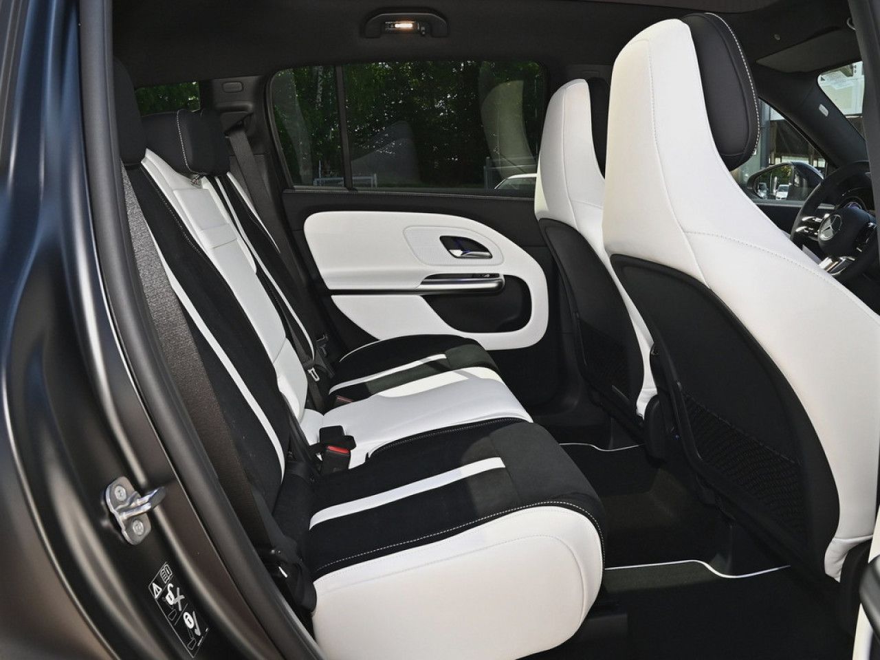 Mercedes-Benz GLB – Bild 4