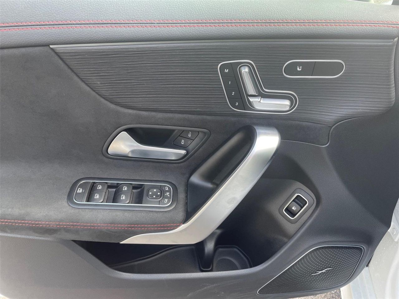 Fahrzeugbild 12 / 30