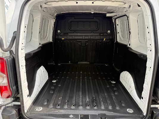 Vehicle image 16 / 16