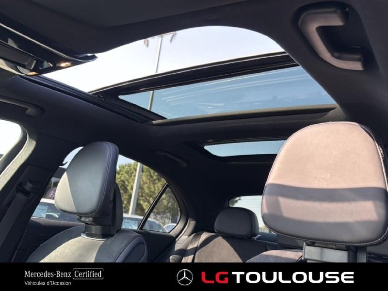 Photo du v&eacute;hicule 18 / 18