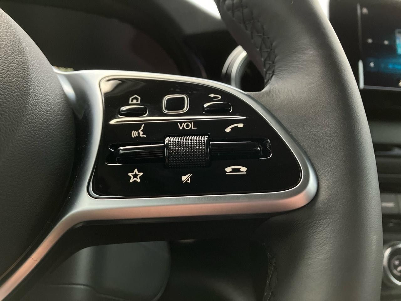 Mercedes-Benz EQT – Bild 15
