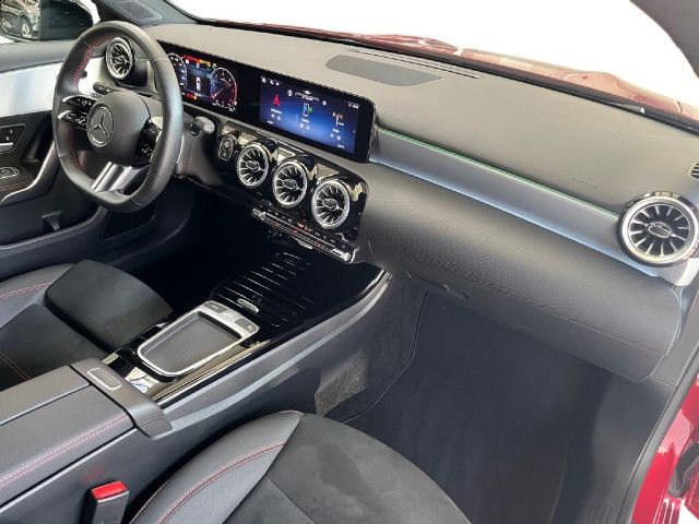 Mercedes-Benz A 220