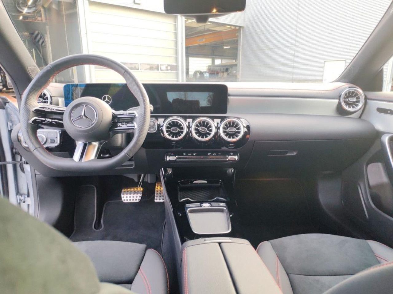 Fahrzeugbild 11 / 12