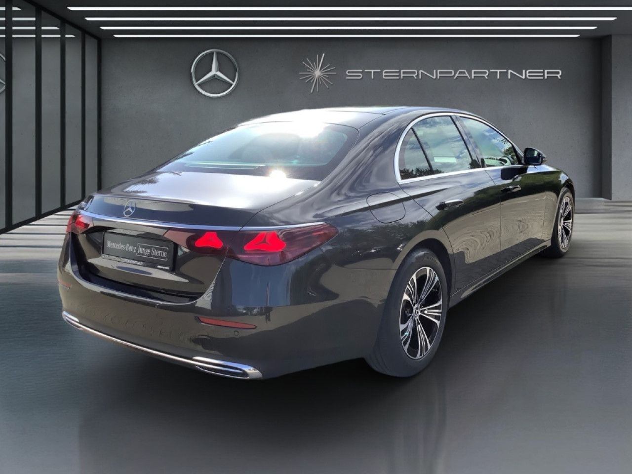 Mercedes-Benz E-Klasse – Bild 13