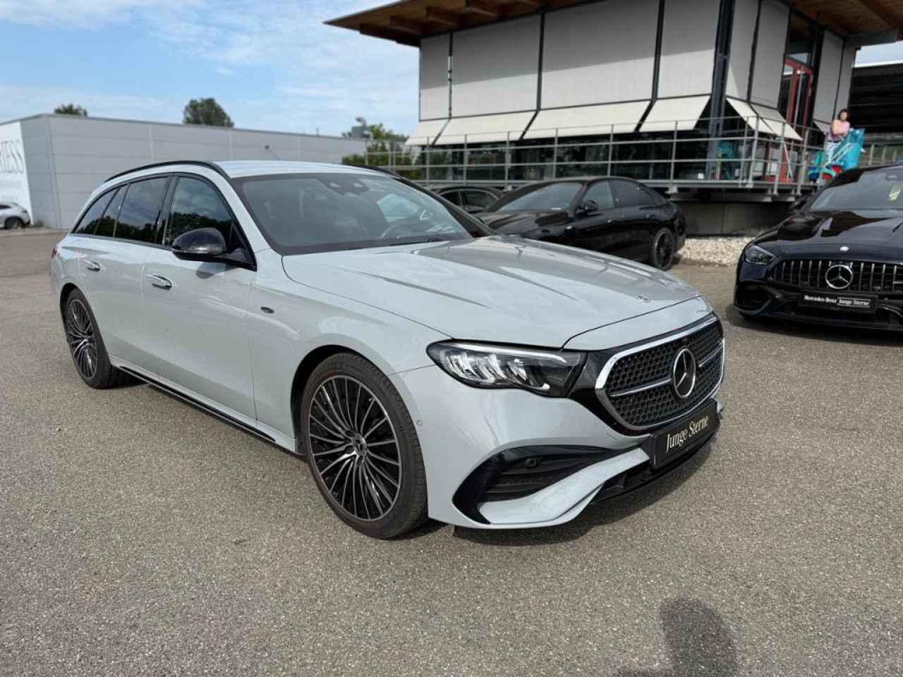 Mercedes-Benz E-Klasse – Bild 11