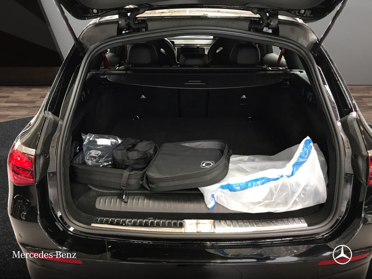 Mercedes-Benz E-Klasse – Bild 15