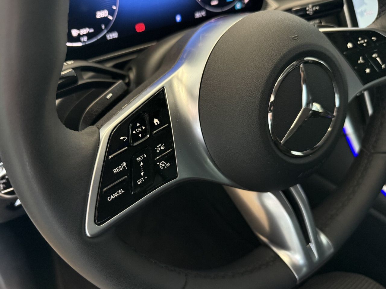 Mercedes-Benz C-Klasse – Bild 9