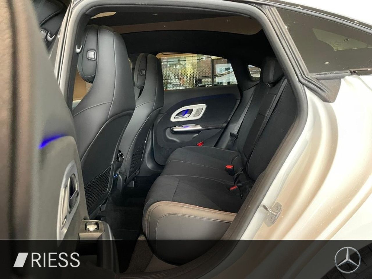 Mercedes-Benz CLA – Bild 4