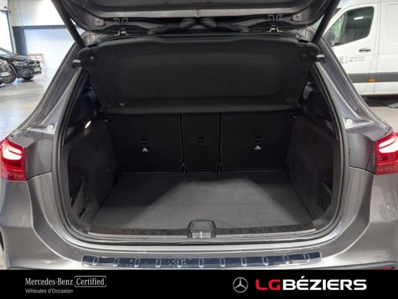 Photo du v&eacute;hicule 12 / 18