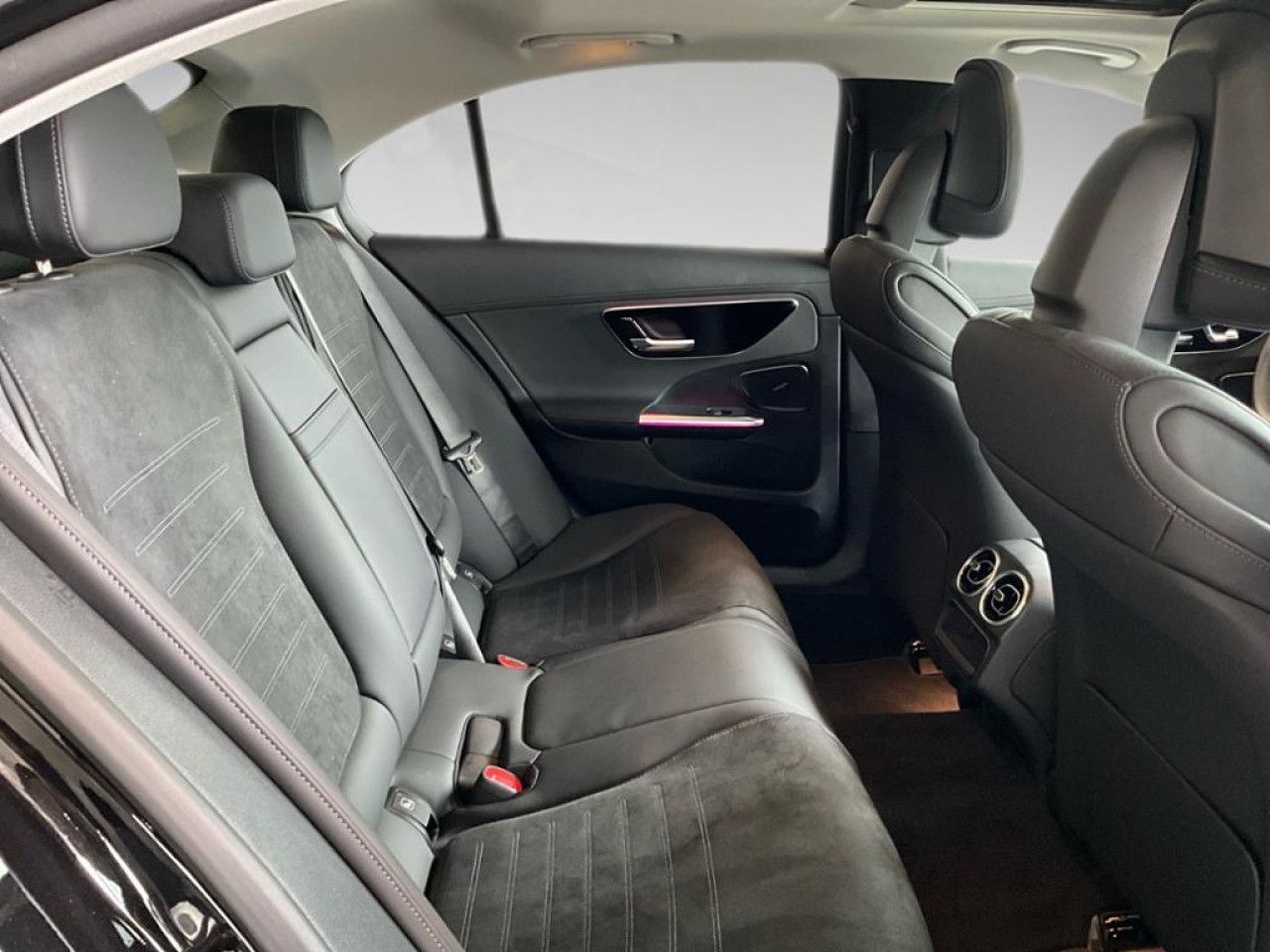Mercedes-Benz C-Klasse – Bild 11