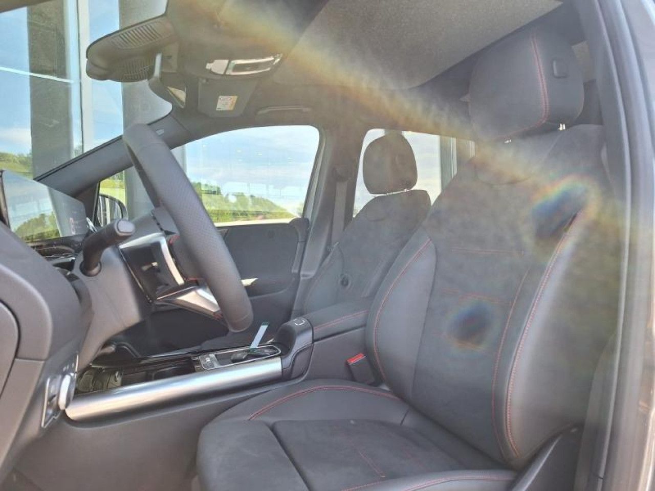 Photo du v&eacute;hicule 17 / 18